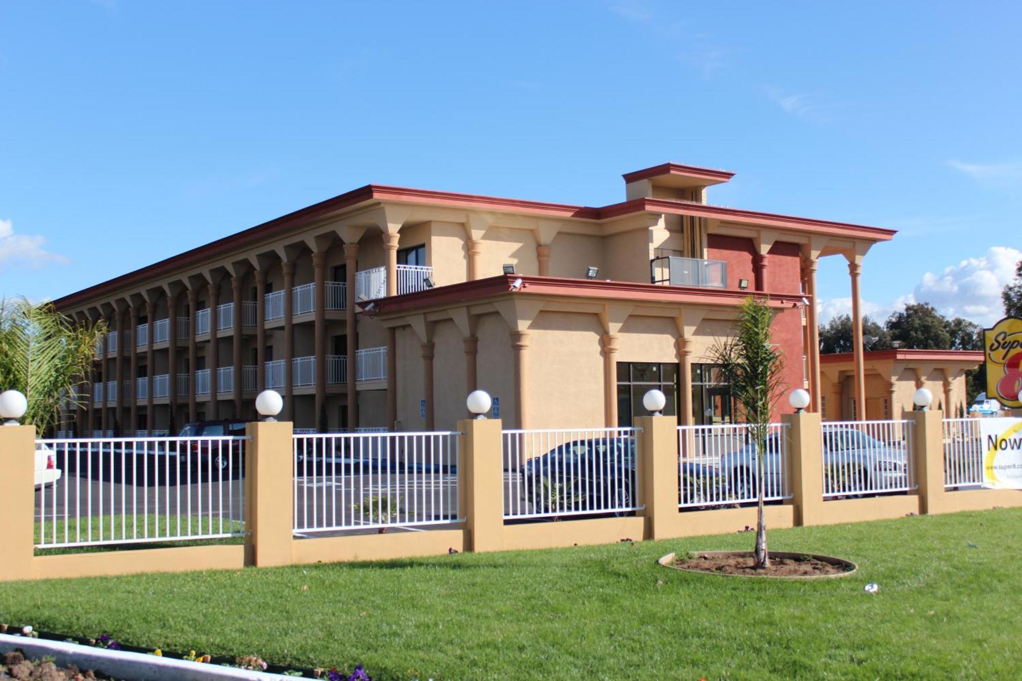 Super 8 by Wyndham Vallejo/Napa Valley Zewnętrze zdjęcie